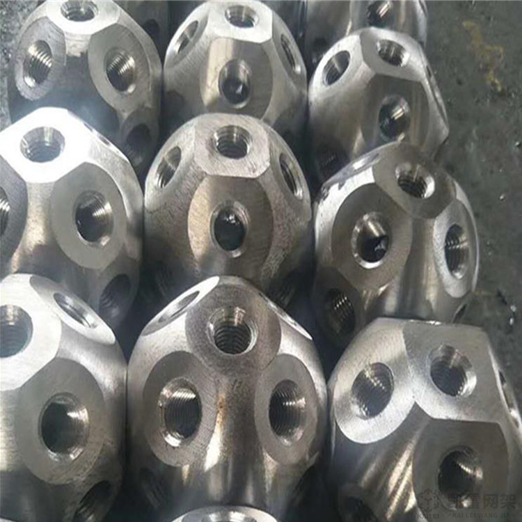 本溪螺栓球网架加工安装方法